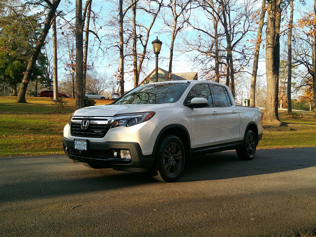 2019 Honda Ridgeline Sport's photo