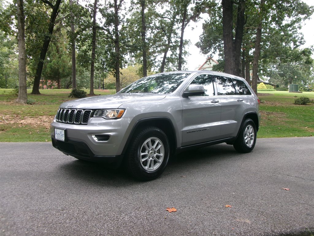 2018 Jeep Grand Cherokee Laredo's photo