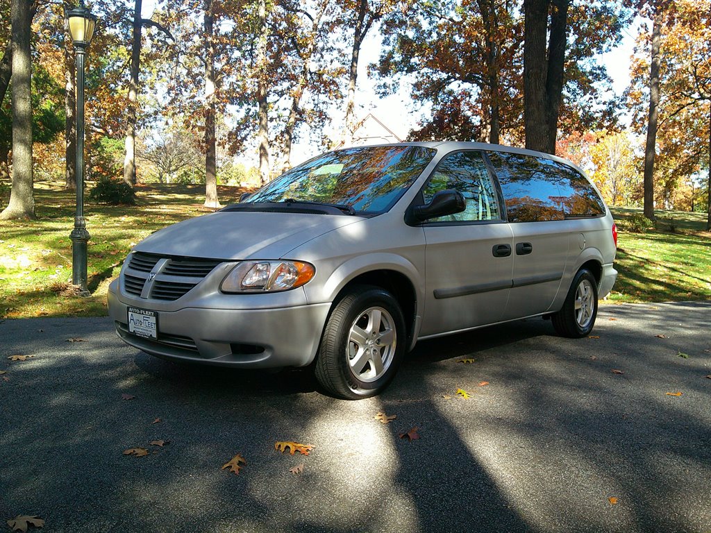 2006 Dodge Grand Caravan SE