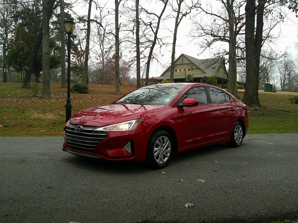 2020 Hyundai Elantra SE