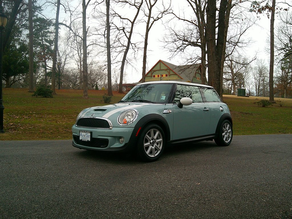 2013 MINI Cooper S's photo