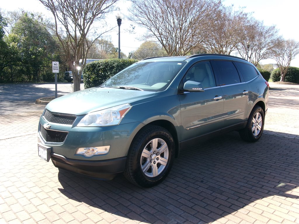 2009 Chevrolet Traverse 2LT