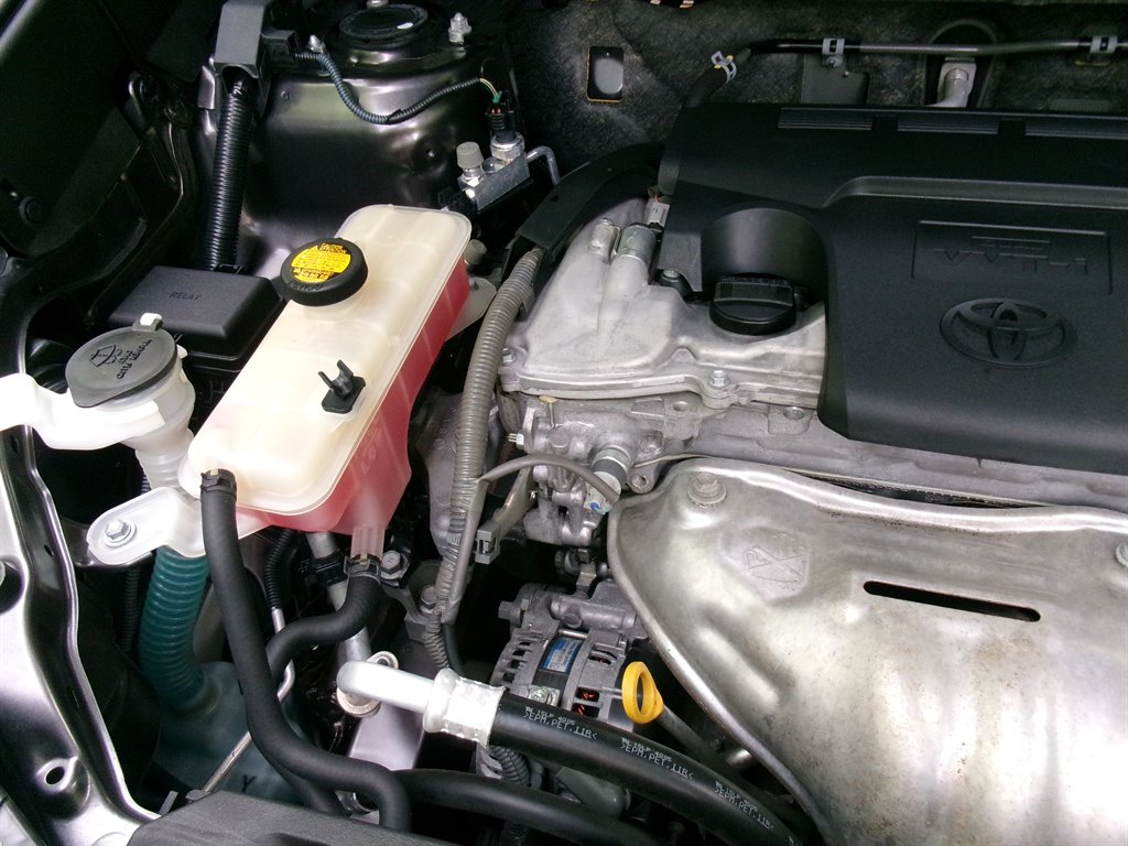 2013 Toyota RAV4 XLE - Photo 42