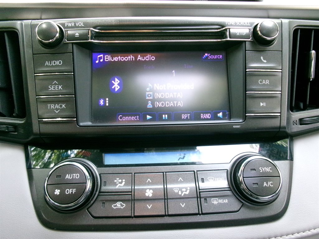 2013 Toyota RAV4 XLE - Photo 35