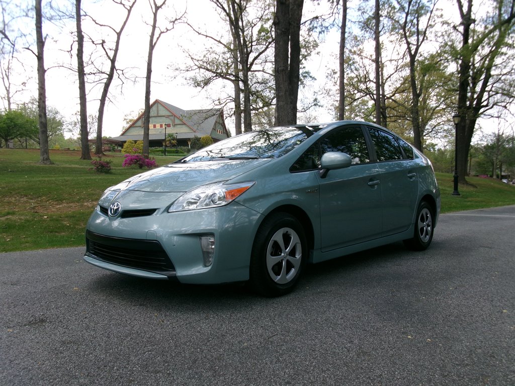 2012 Toyota Prius Two