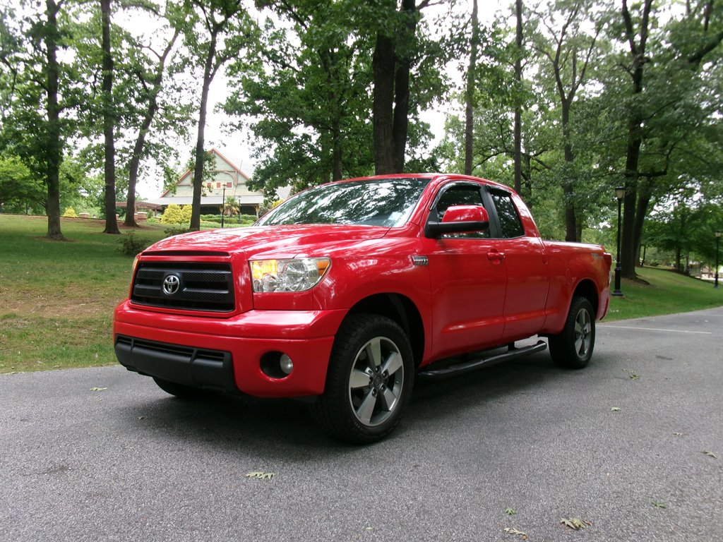 2011 Toyota Tundra 5.7 Auto Tundra Grade Double Cab's photo