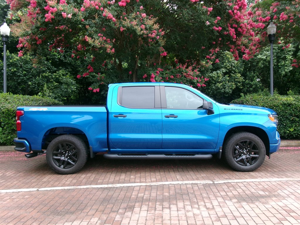 2023 Chevrolet Silverado 1500 Custom - Photo 8