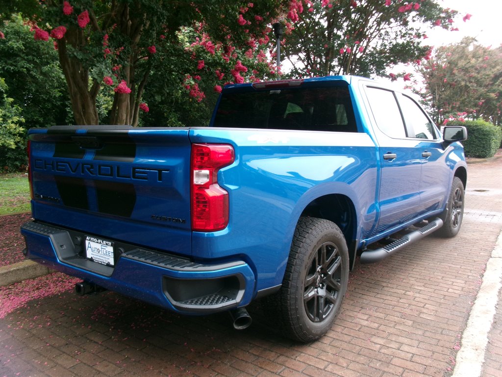 2023 Chevrolet Silverado 1500 Custom - Photo 6