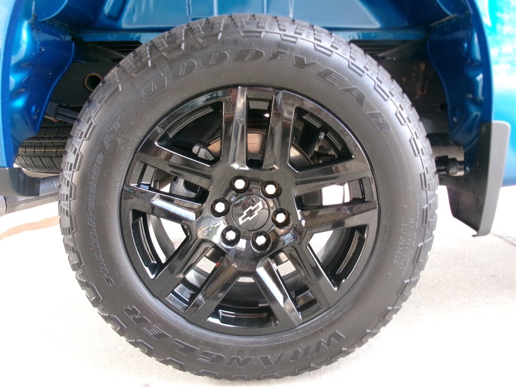 2023 Chevrolet Silverado 1500 Custom - Photo 46