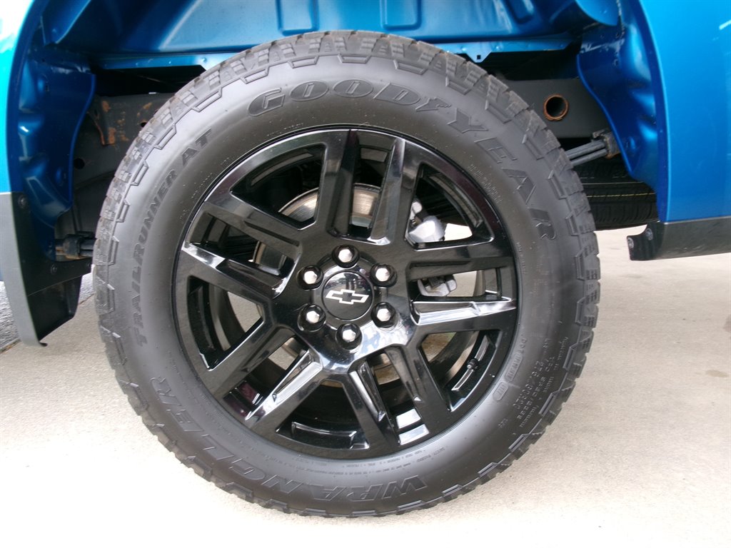2023 Chevrolet Silverado 1500 Custom - Photo 44