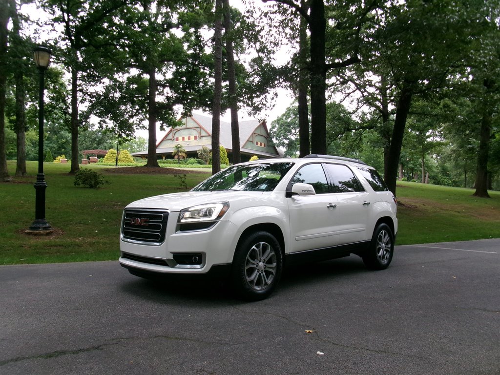 2014 GMC Acadia FWD SLT-1's photo