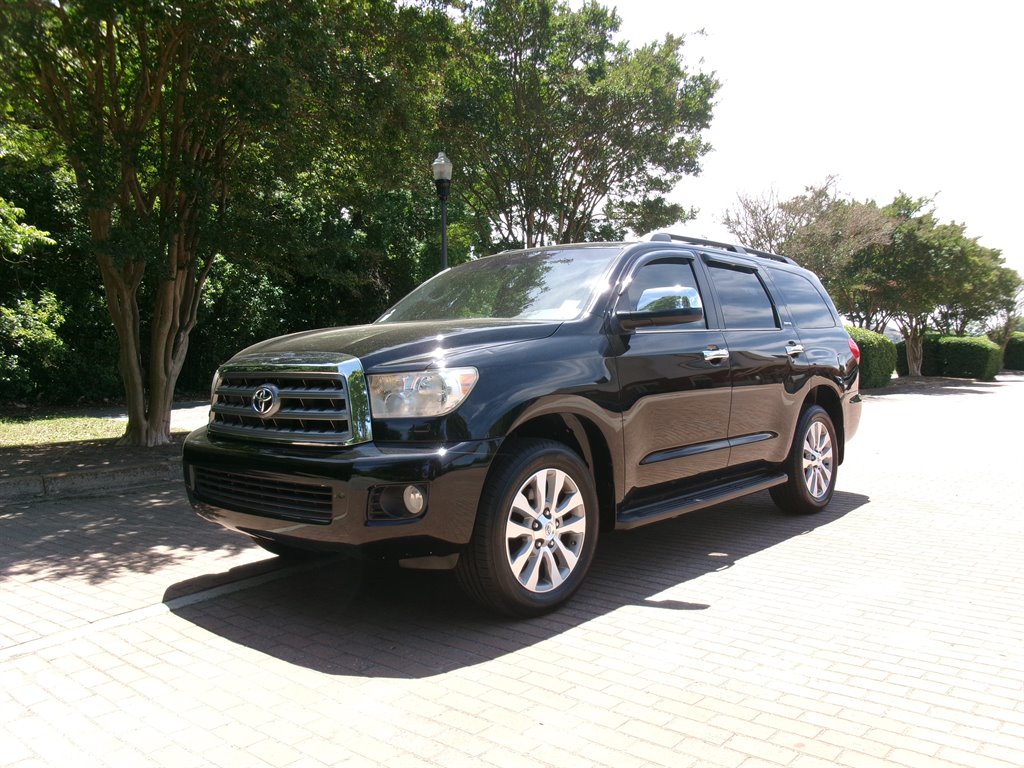 2013 Toyota Sequoia 5.7 Auto Limited's photo