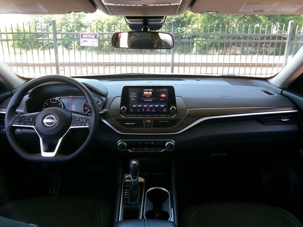 2024 Nissan Altima SV - Photo 33