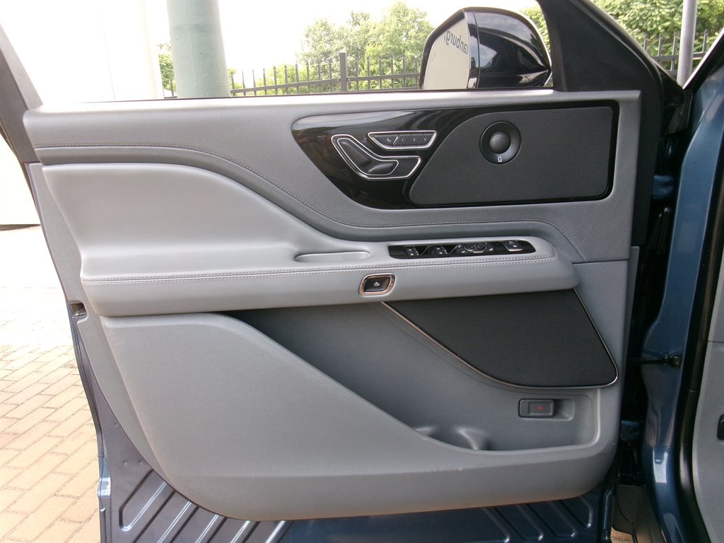 2020 Lincoln Aviator Reserve - Photo 10