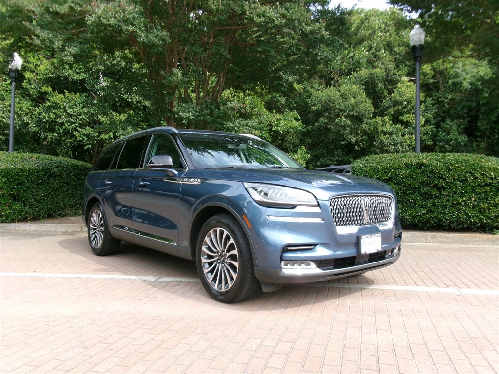 2020 Lincoln Aviator Reserve AWD's photo